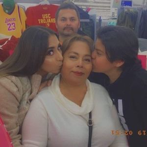 Meet your Posher, Sandra